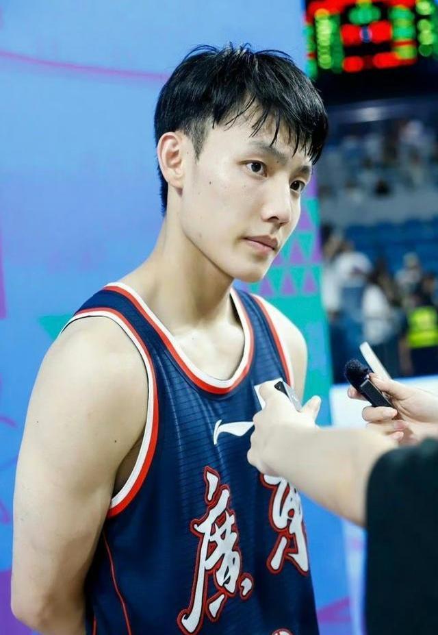 广东宏远国际比赛日官宣签约，志在法甲名次提升，目标明确，赛程密集仍需轮换的简单介绍开云登录入口