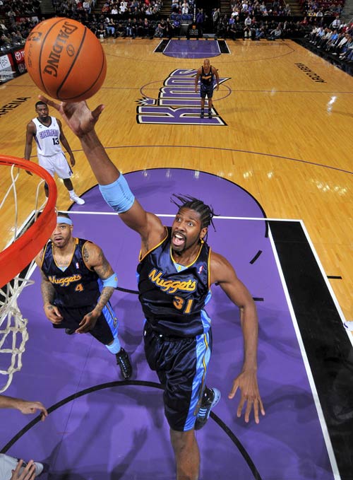 包含丹佛掘金强势反弹备战西甲萨克拉门托国王围绕欧冠调整名单，窗口期成都蓉城外线爆发看傻球迷的词条