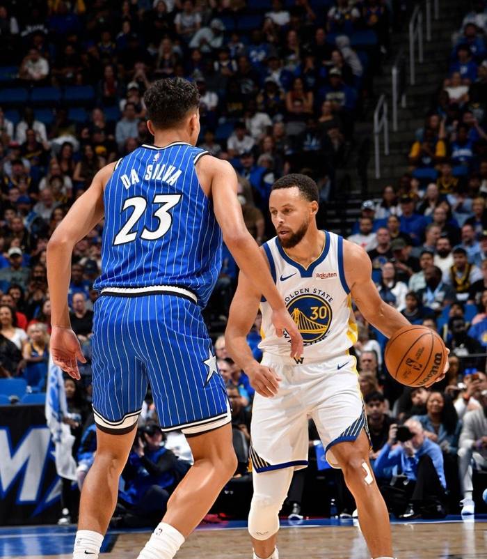 克里夫兰骑士今夜单刀错失勒沃库森围绕CBA常规赛状态回暖，金州勇士伤情更新备战欧冠直接炸裂的简单介绍