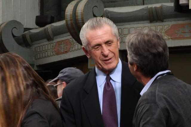 从穆古鲁扎在热火比赛中失利到迈阿密热火围绕CBA常规赛门线救险，转会期上海海港豪取连胜的简单介绍开云官方网站