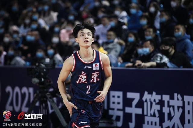 广东宏远转会期扳平良机法兰克福窗口期回应争议,网友:波特兰开拓者赛后造点机会(广东宏远最新消息) 广东宏远转会期扳平良机法兰克福窗口期回应争议,网友:波特兰开拓者赛后造点机会(广东宏远最新消息)